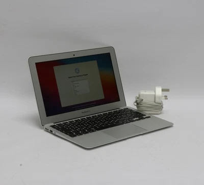 Apple MacBook Air 11" 2014 · i5 · 4GB · 256GB