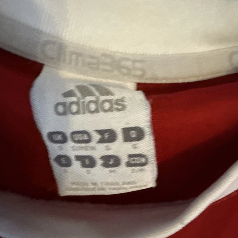 Adidas Niños Talla Pequeña Camisa Y Pantalones de Pista Rojo Negro Conjunto Foto 3 de 4
