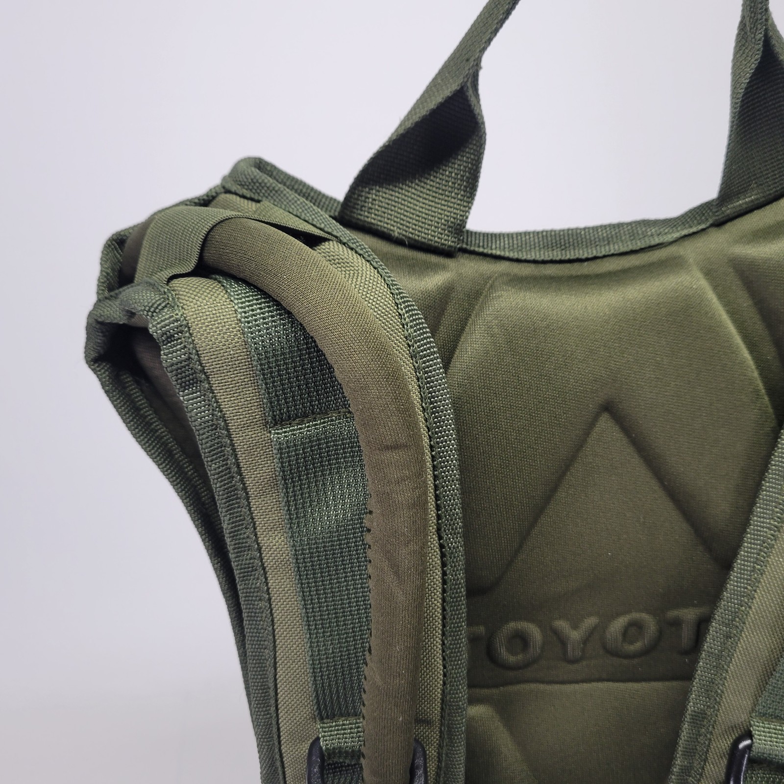 FJ Cruiser Trail Teams Hydration Backpack 3l Toyota Hiking Bladder Olive Green