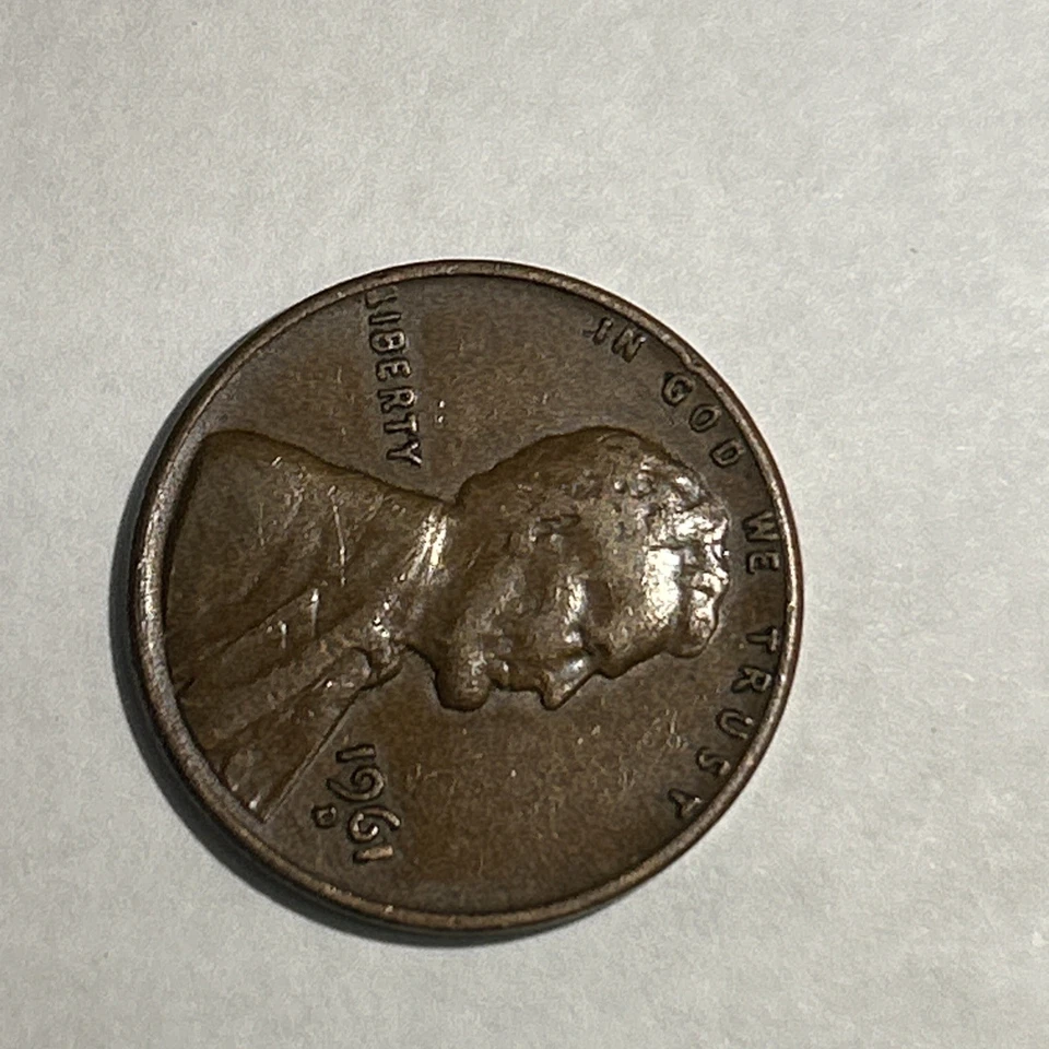 1961 D penny with an error (L) in liberty is an I - Image 3 of 3