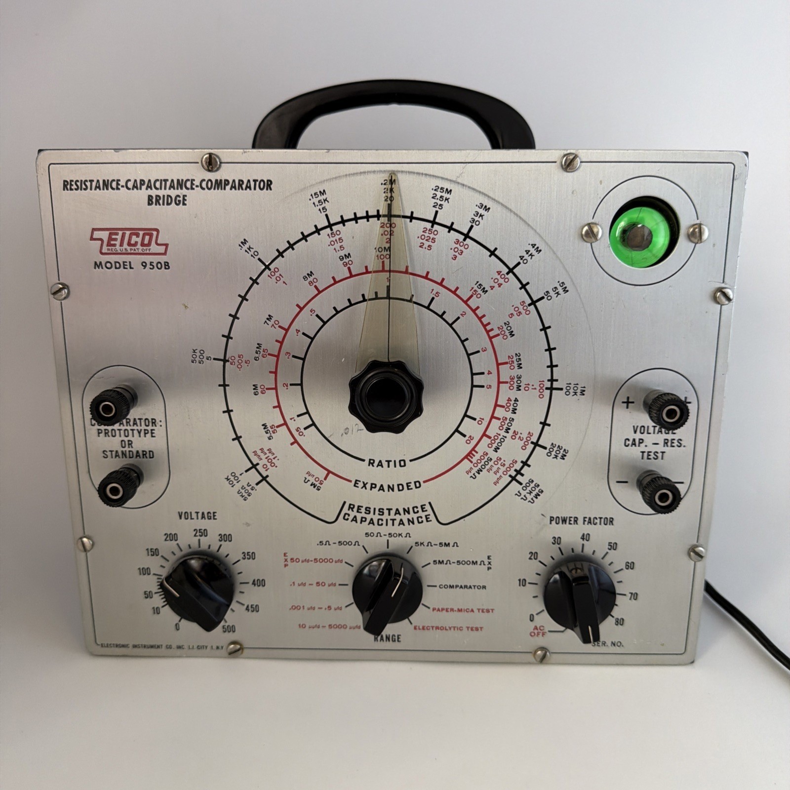 Vintage EICO 950B Resistance Comparator Capacitance Bridge Electronic Instrument