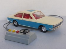 Reste D'Ancienne Voiture Télécommandée Fiat Coupe Piko Anker DDR Jouet En Panne