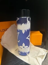 water bottle , Luxury