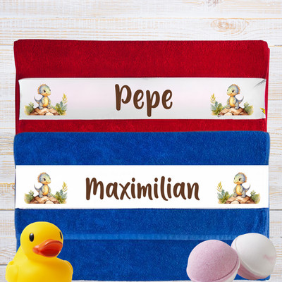 Personalisiertes Handtuch mit Dino-Motiv und Namen   100 % Baumwolle, Rot oder B
