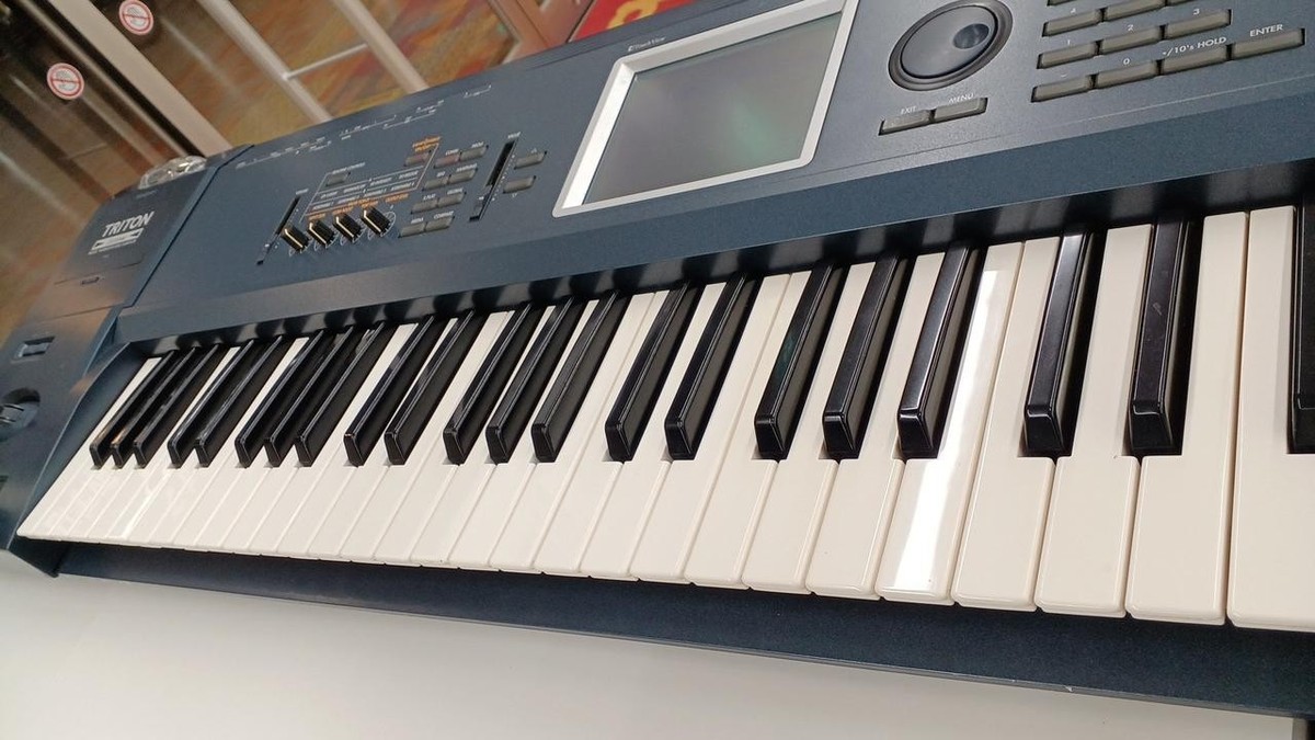 Korg TRITON EXTREME 76-Key Workstation Synthesizer Japan Used | eBay