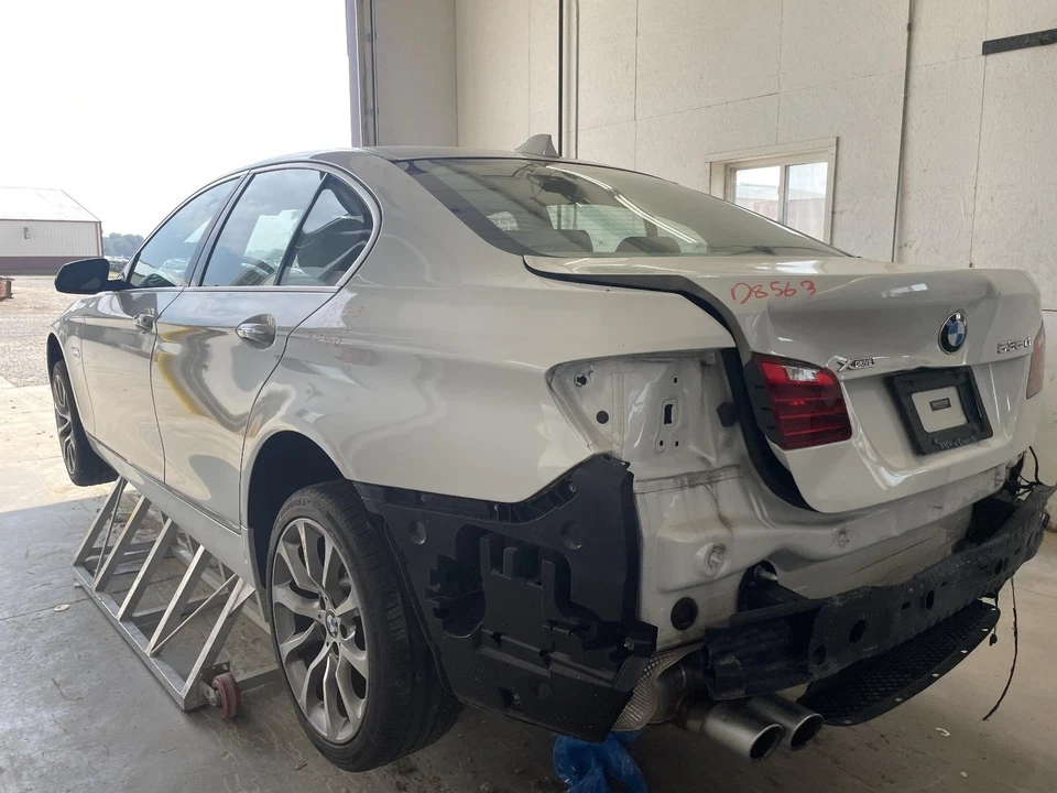 Used Front Right Seat Belt Front fits: 2014 Bmw 535I bucket passenger retractor Foto 2 de 4