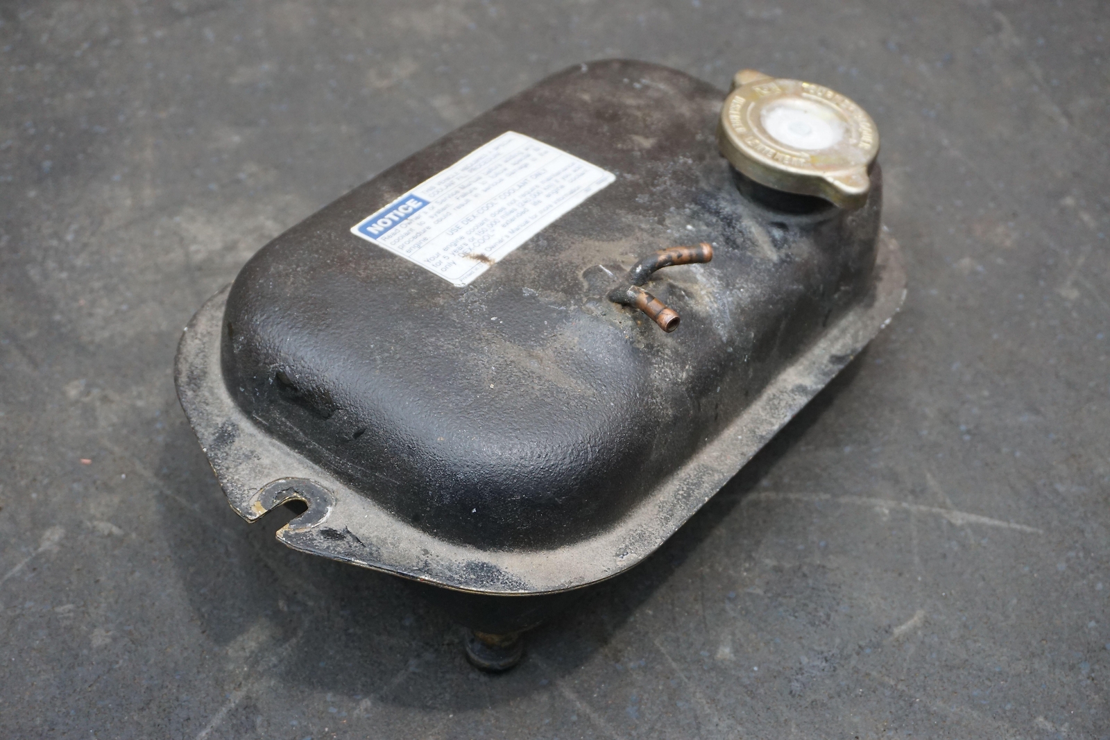Metal Engine Coolant Fluid Recovery Tank Bottle Reservoir Maserati Merak 1975