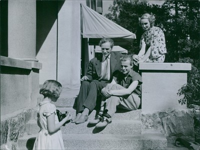 Ingrid Bergman and Gösta Ekman in the scene ofrom the movie /"Intermezzo/". Sr