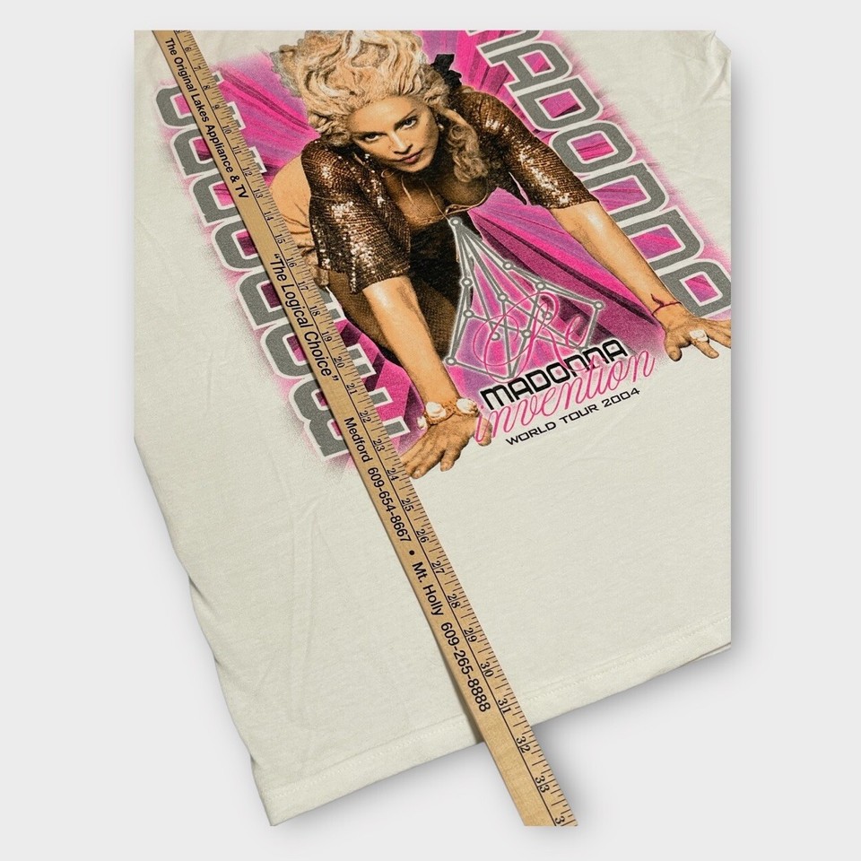 Vintage Madonna World Tour 2004 White T Shirt Adult XL Brand New