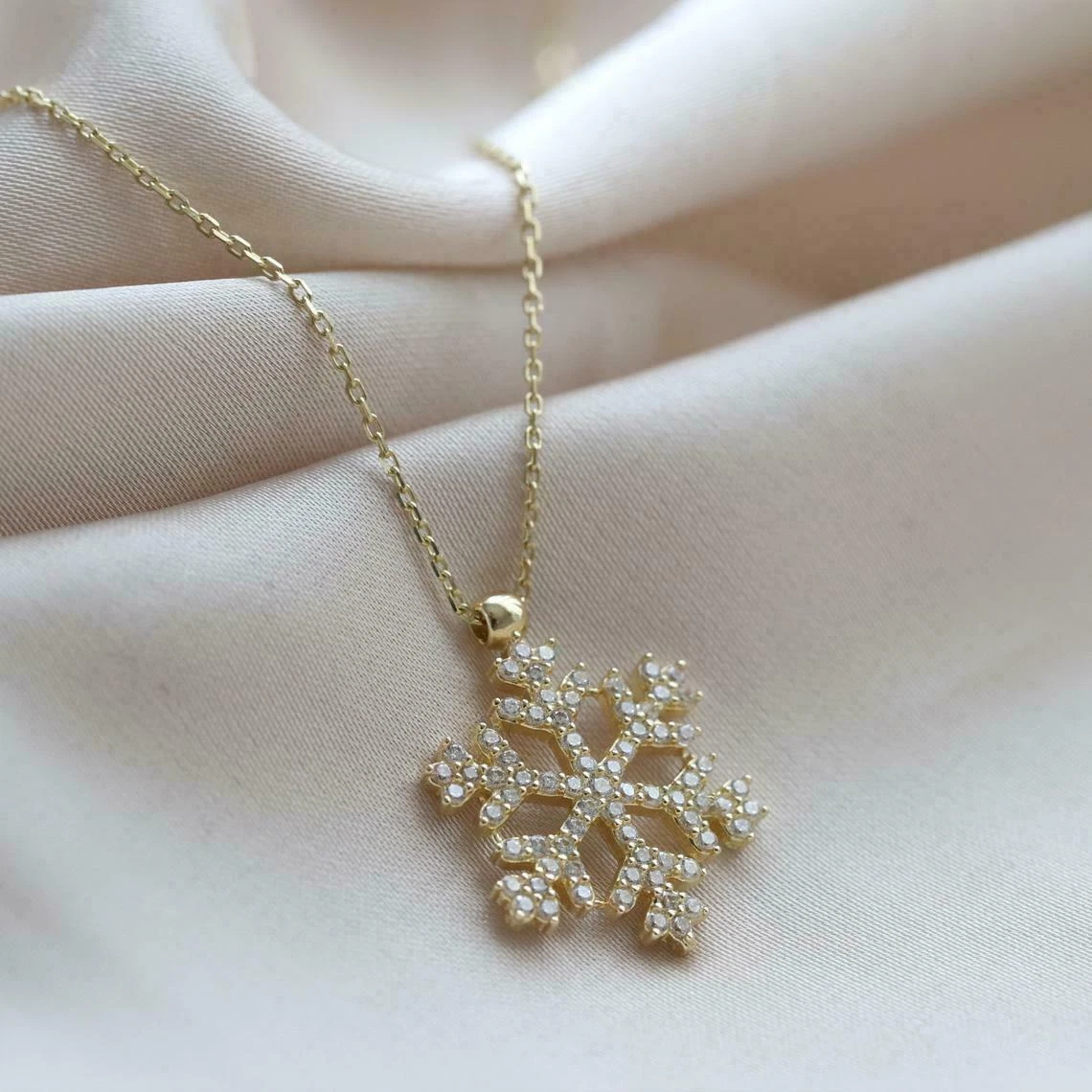 Winter sonata necklace sale