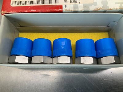 (5) Ham-Let 110H SS 3/4 x 1/2 Pipe Fitting, Reducing Bushing Stainless