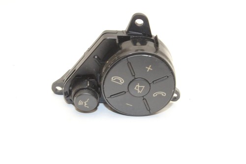 MERCEDES-BENZ C W204 Lenkradknöpfe / -schalter A2048210051 1.80 Petrol 17534587