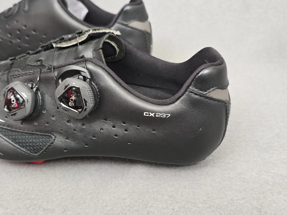Zapatos de ciclismo de cuero LAKE CX237 con BOA y suela de fibra de carbono talla 40,5 - ¡EXCELENTE! Foto 2 de 4
