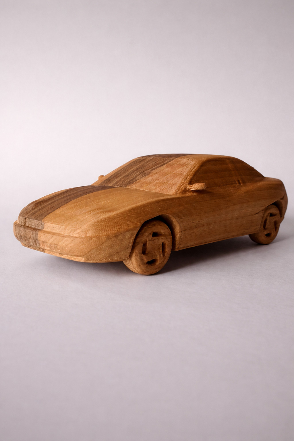 1990s Italian Sports Coupe Collector Car Model 1:16 | Automobilia Display