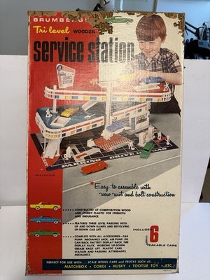 Brumberger Wooden Tri-Level Service Station Set - Vintage Play Set