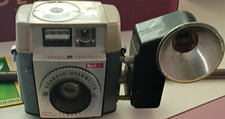 Kodak Brownie Starmeter Gray Beige Box Camera with Supermite Flashholder