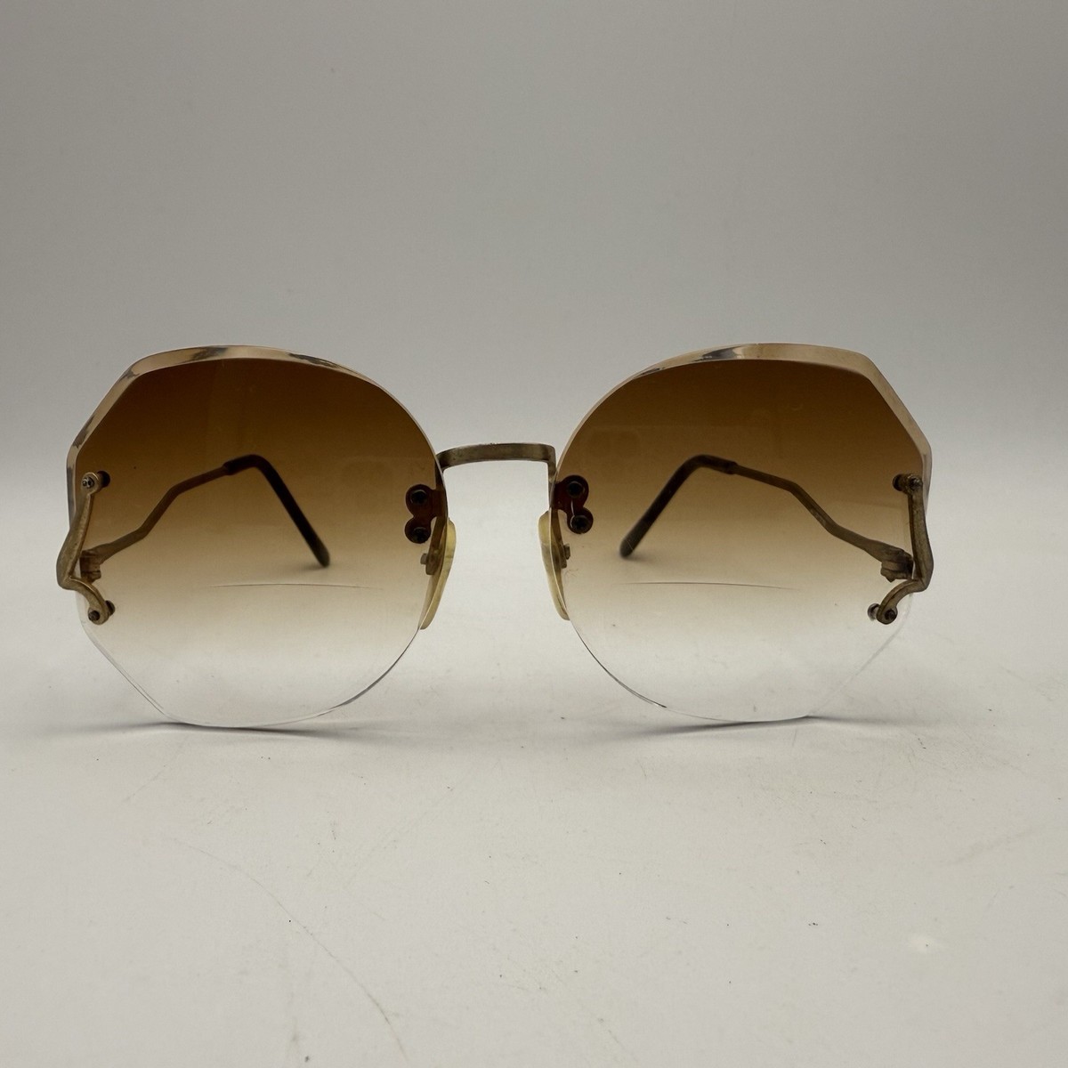 SOPHIA WINTT 2.75 Brown Sunglasses and reading glasses lenses slightly used Sophia - Tortoise Sunglasses main image 2