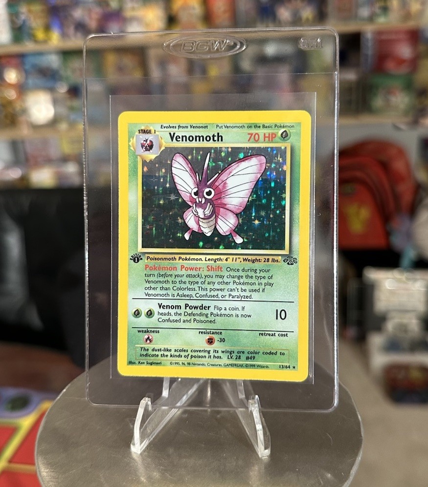 Venomoth - 13/64 - Pokemon Jungle 1st Edition Holo Rare Card WOTC LP+