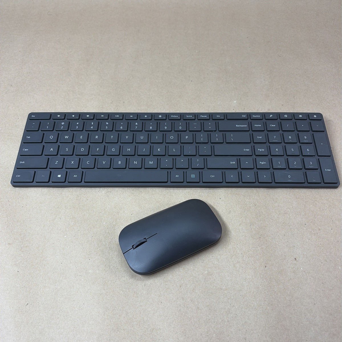 Microsoft Designer Wireless Bluetooth Keyboard and Mouse Set 1679