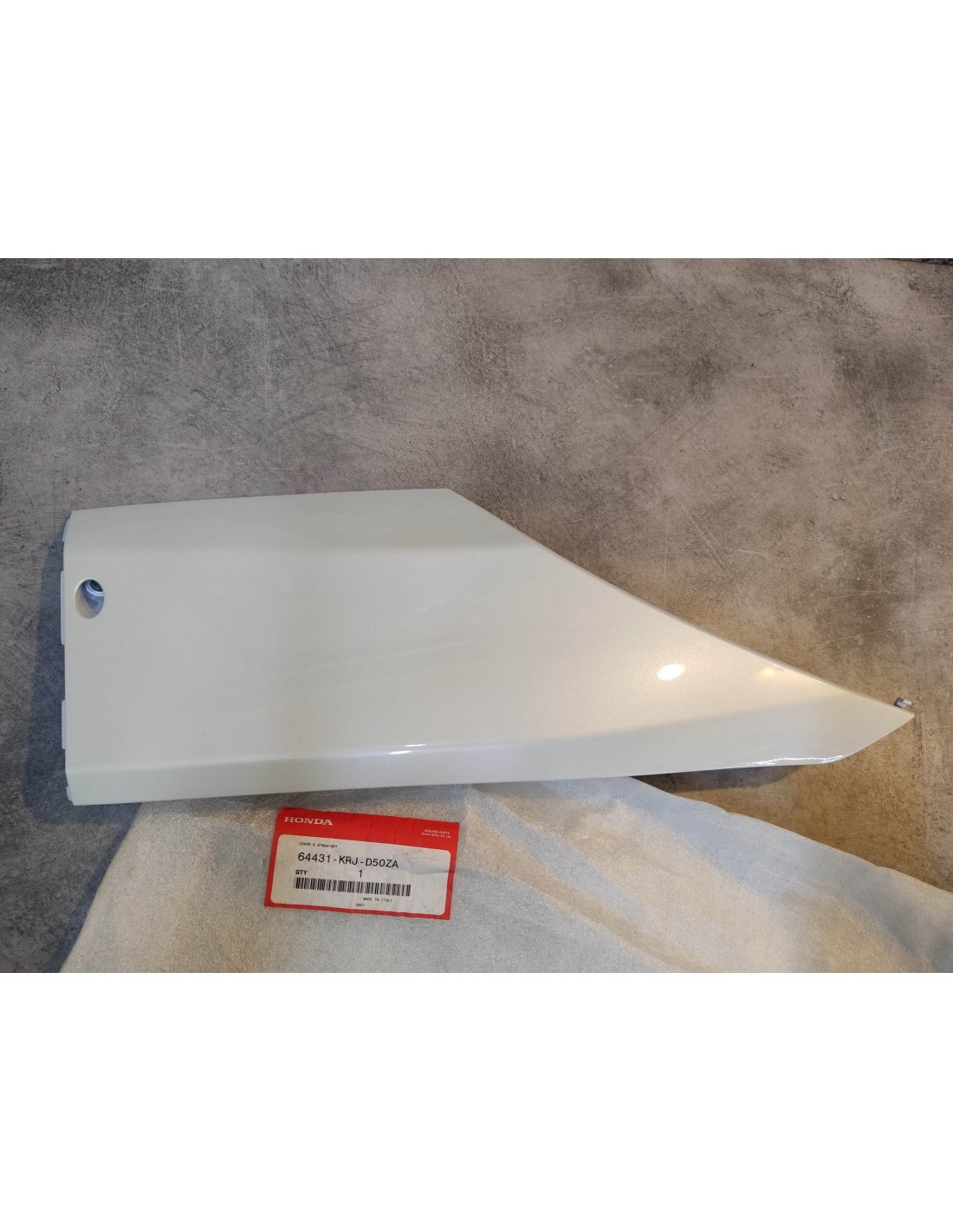 Flanc droit cache blanc Honda FES125 pour trajets urbains
