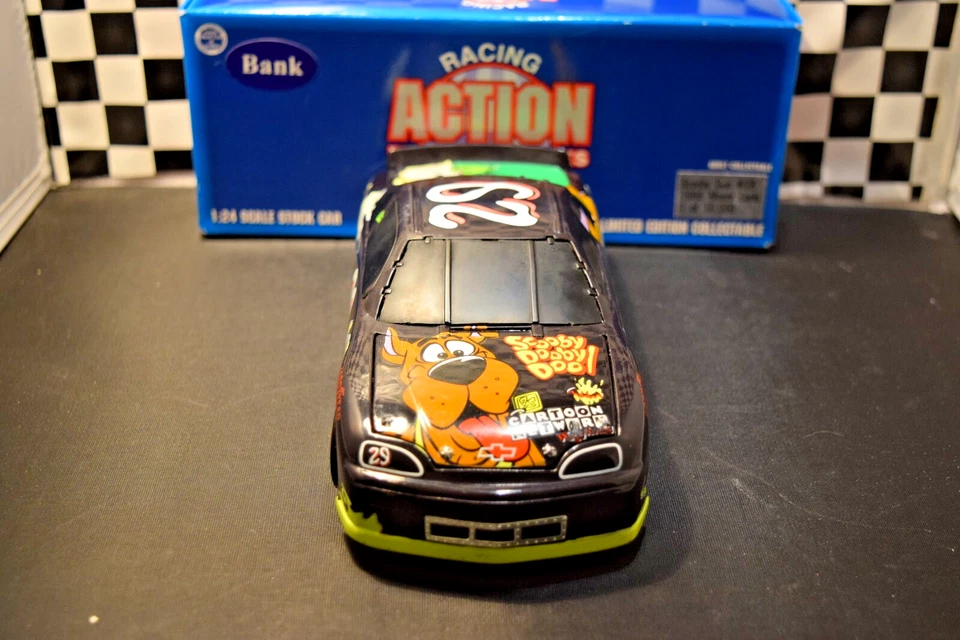 Scooby Doo #29 1996 Action Platinum Series 1:24 Monte Carlo Bank 1 de 10.000 Foto 3 de 4