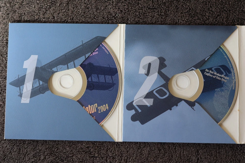 Microsoft Flight Simulator 2004 - PC CD/ROM - 4 Disk Set VGC - Image 4 of 4