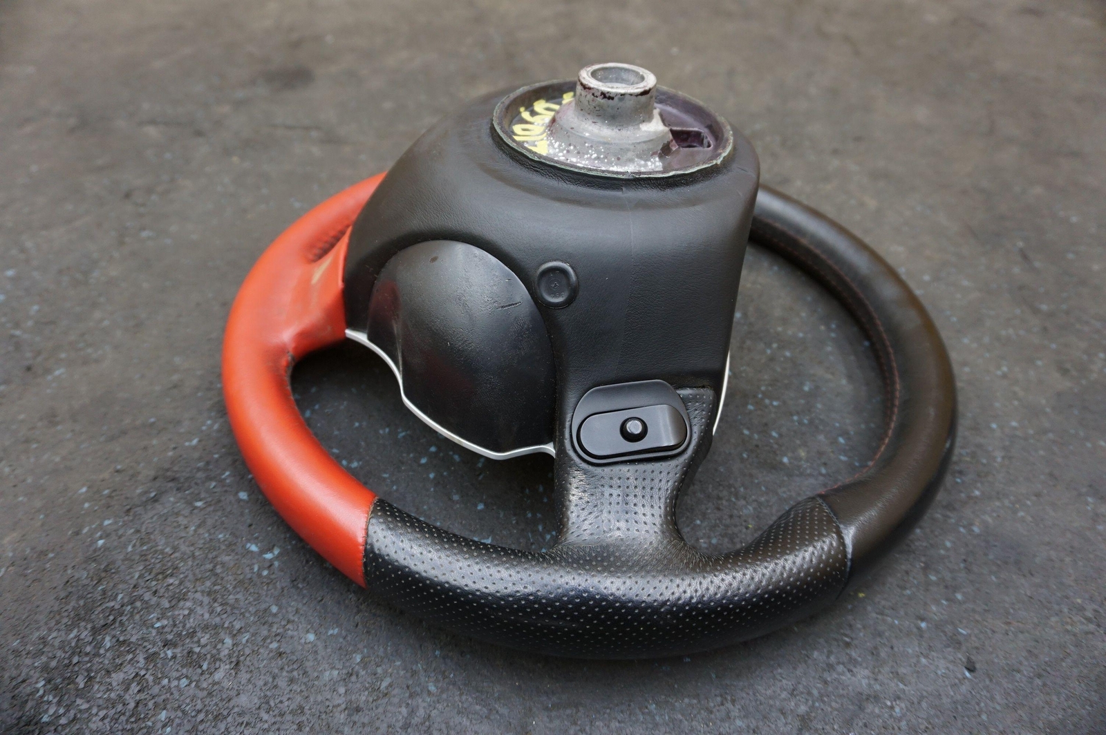 Steering Wheel Assembly Black Red Rosso 68070930 Ferrari 612 Scaglietti Sessanta