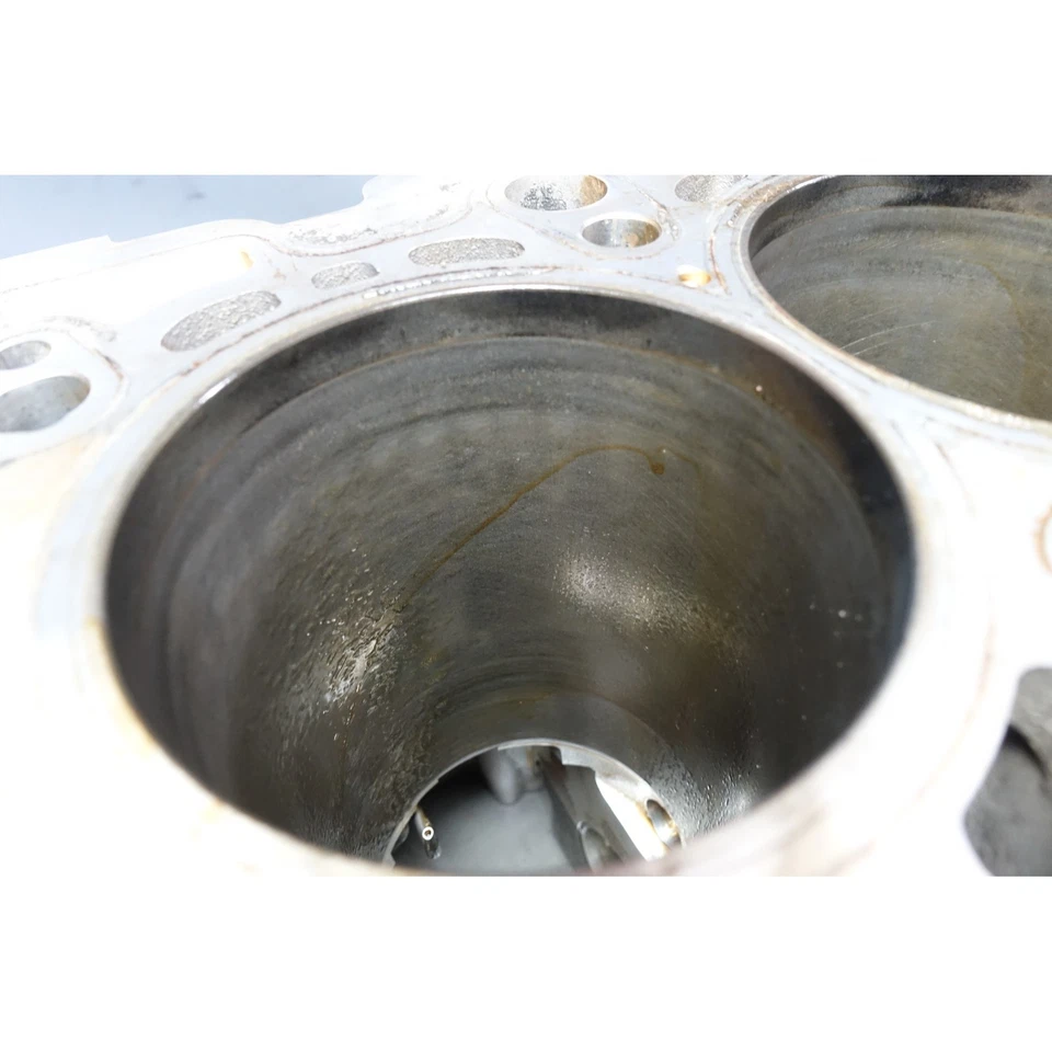 BMW E90 335d E70 X5 2009-2013 diésel bloque de cilindros de motor de 6 cilindros carcasa original Foto 2 de 4