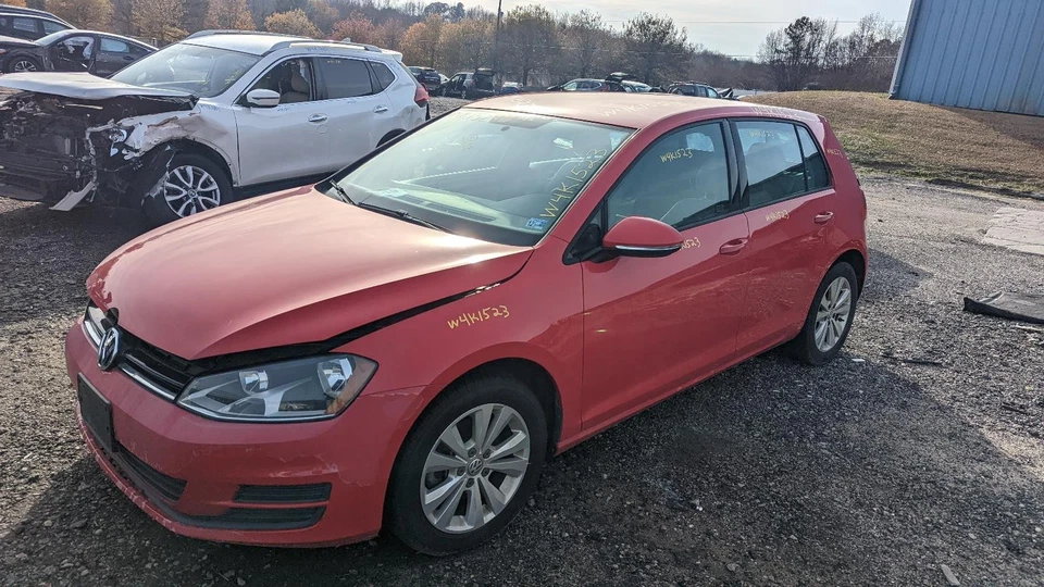 Medidor de fluxo de ar de injeção de combustível usado serve: 2015 Volkswagen Golf 2.0 grau A - Imagem 2 de 4