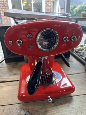Illy X1 Kaffeevollautomat 1935 Anniversary Edition Iperesesso rot
