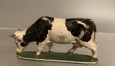 WENDAL LEAD ALUMINIUM CATTLE COW GRAZING VINTAGE LOOKS QUITE OLD SEE THE PHOTOS