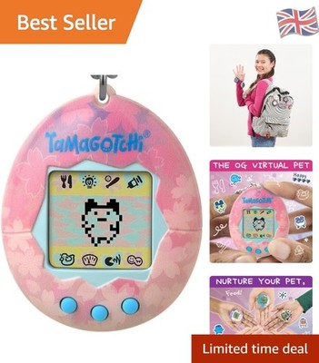 Engagieren und pflegen Sie sich mit TAMAGOTCHI Sakura - dem klassischen virtuellen Haustier