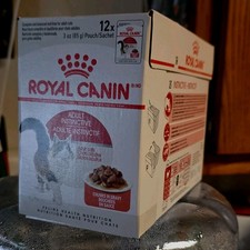Royal Canin Adult Instinctive Chunks in Gravy Wet Cat Food Chicken 12x3oz pouch