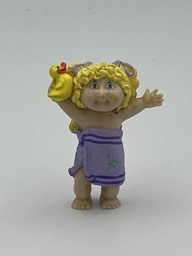 Vintage Cabbage Patch Kids PVC Figure 2.5" 1984 Blonde Girl in Towel w/ Duck