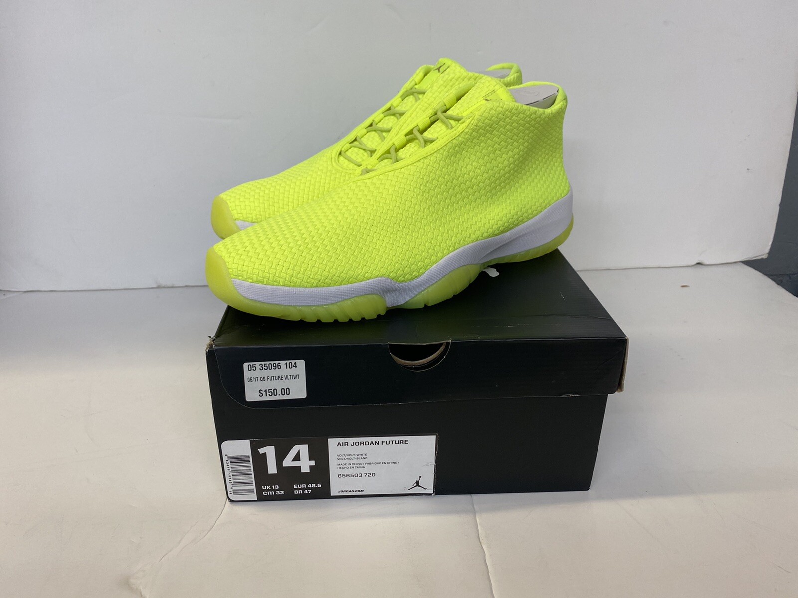jordan future volt