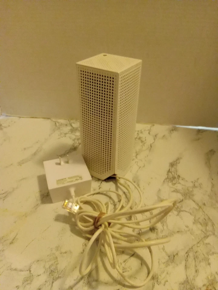 Mint Linksys Velop WHW03 Tri-Band Whole Home Wi-Fi System  AC2200 - Image 3 of 3