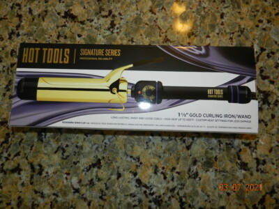 Hot Tools Professional 1 1/2 Inch 24K Gold Barrel Curling Iron/Wand