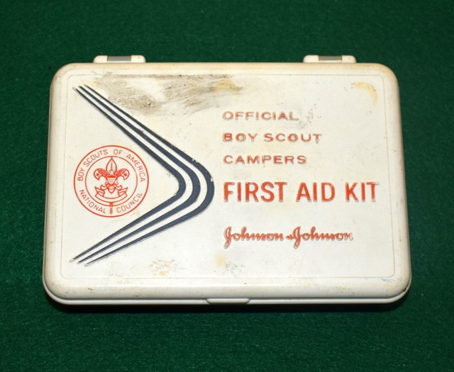 VINTAGE BOY SCOUT OFFICIAL FIRST AID KIT WITH SNAKE BITE KIT * eBay