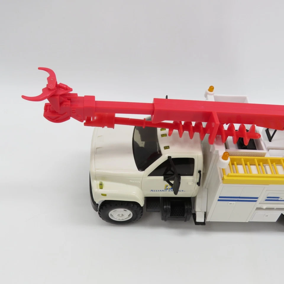 DG Productions- GMC Alliant Energy Utility Digger Truck banco de moedas brinquedo réplica - Imagem 4 de 4