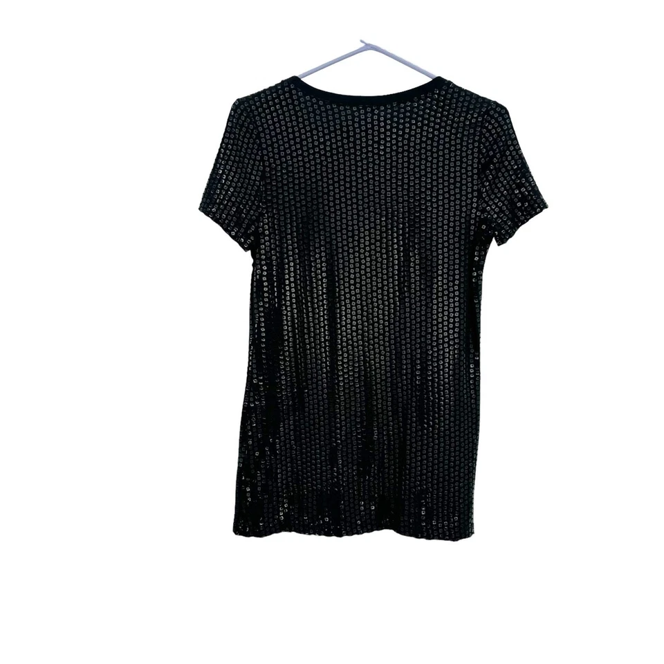 Camiseta negra con adorno de piedra en forma de diamante de tres puntos talla pequeña Foto 4 de 4