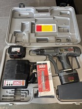 SENCO DURASPIN (DS202-14V) 14V DRYWALL SCREWGUN W/ 2 BATTERIES, CASE & CHARGER+