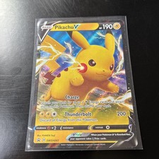 Pokemon - Pikachu V - SWSH061 - Black Star Promo - Half Art Card