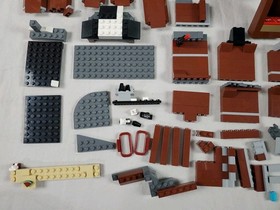 LEGO The LEGO Batman Movie: Arkham Asylum (70912) INCOMPLETE Free Shipping