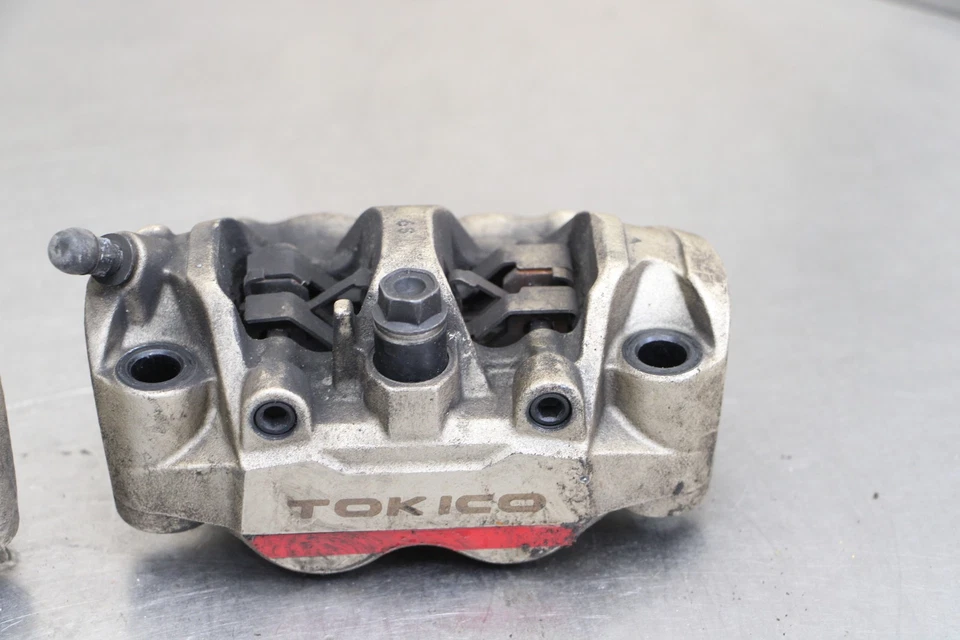 08-11 HONDA CBR1000RR CBR 1000RR RIGHT LEFT FRONT BRAKE CALIPER SET PAIR Foto 2 de 4