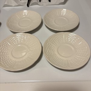 Wedgwood Willow Weave Saucers Set of 4 White Basket Weave Rim Bone China 5”
