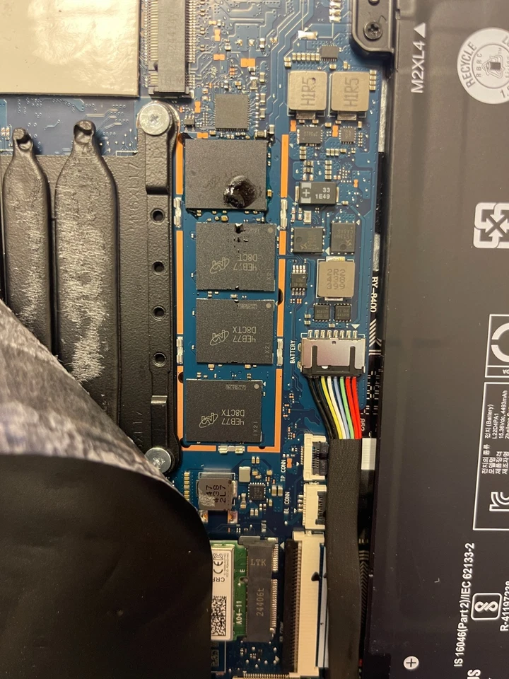 Portátil Lenovo Yoga 7 2 en 1 16IML9 ULTRA 7 155U 16 GB RAM - Sin arranque Foto 3 de 4