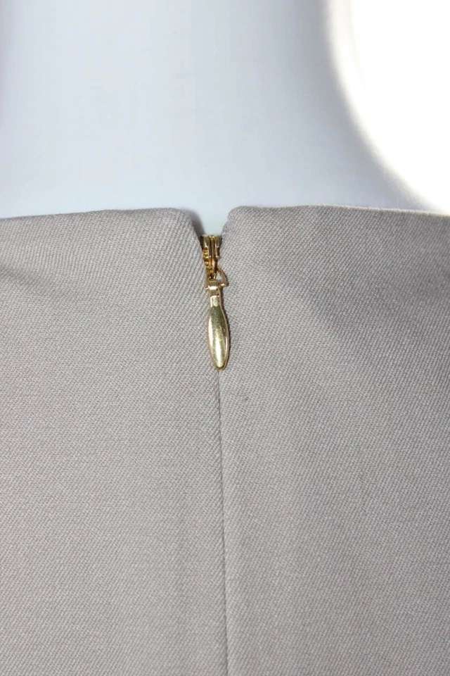 Vestido vaquero beige talla 2 Elie Tahari para mujer con cremallera trasera sin mangas y cuello en V Foto 4 de 4