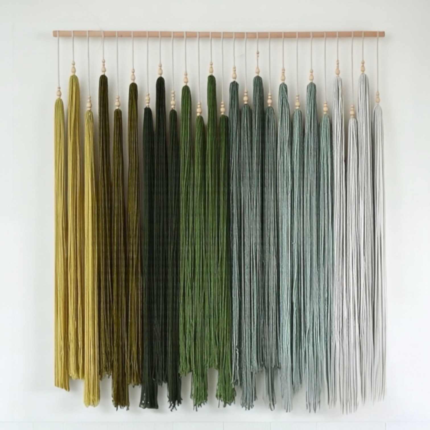 NEW Anthropologie XL Green Boho Tapestry Macrame Dyed Yarn Wall Hanging 40 x 45