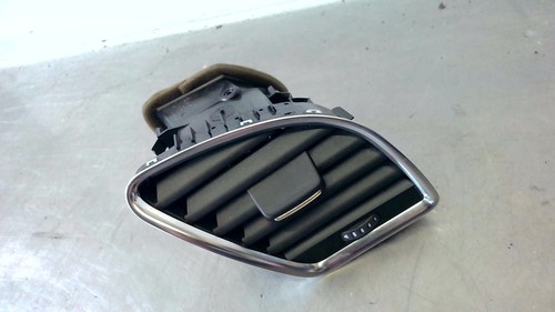 Lüftungsgitter oben aussen R 8T1820902C Audi A4 Avant 2.0 TDI DPF B8 2008-2011