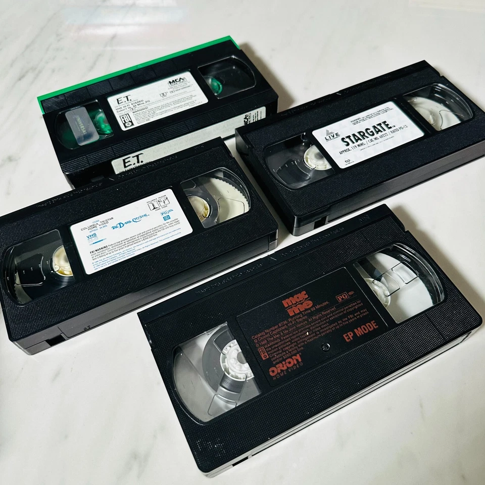 VHS - Lot of 4 - E.T. - Mac and Me - Stargate - The Dark Crystal Foto 3 de 4